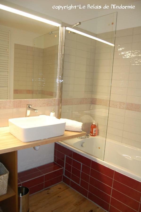 Le Relais De L'Endormie Hotel Nogent-sur-Seine Kültér fotó